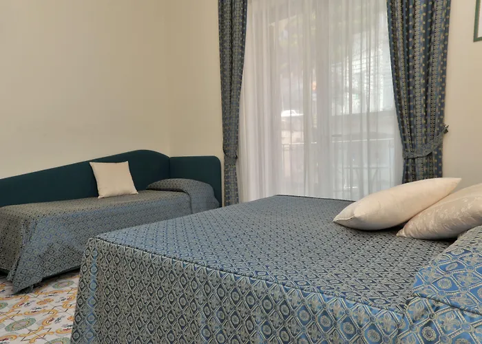Santa Lucia Hotel