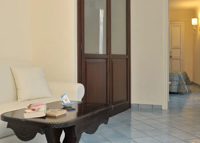 Hotel Santa Lucia 4*