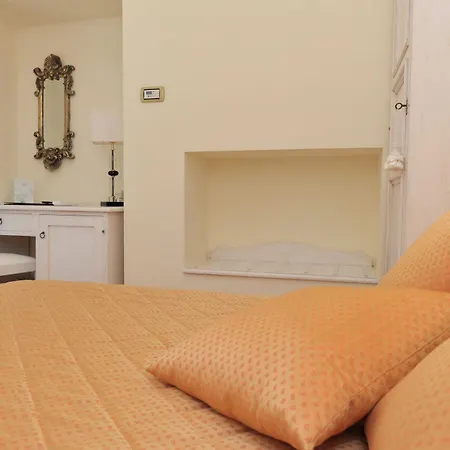 Santa Lucia Hotel 4*