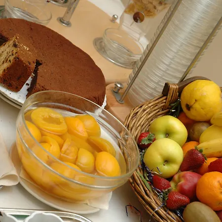Santa Lucia Otel 4*
